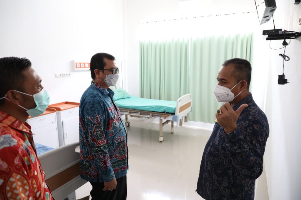 Kunjungi Dua Rumah Sakit, Pj Bupati Aceh Utara Ingatkan Pelayan Kesehatan dan Manajemen di Benahi