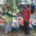 Rusli Ismail Salurkan Bantuan Kepada Nelayan Aceh Timur