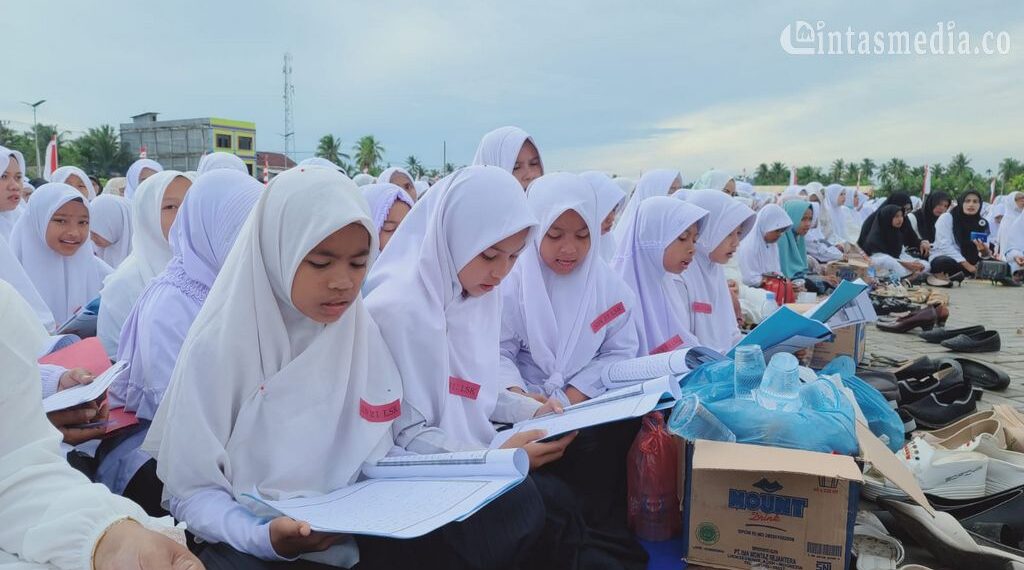 [Foto] Aceh Utara Berzikir Sambut HUT RI ke 77 dan Tahun Baru Islam
