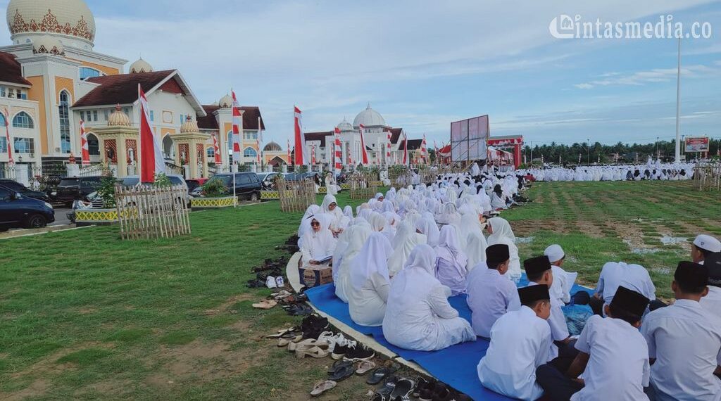 [Foto] Aceh Utara Berzikir Sambut HUT RI ke 77 dan Tahun Baru Islam