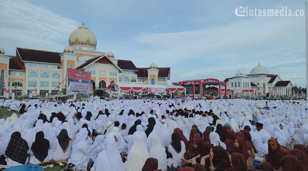 [Foto] Aceh Utara Berzikir Sambut HUT RI ke 77 dan Tahun Baru Islam