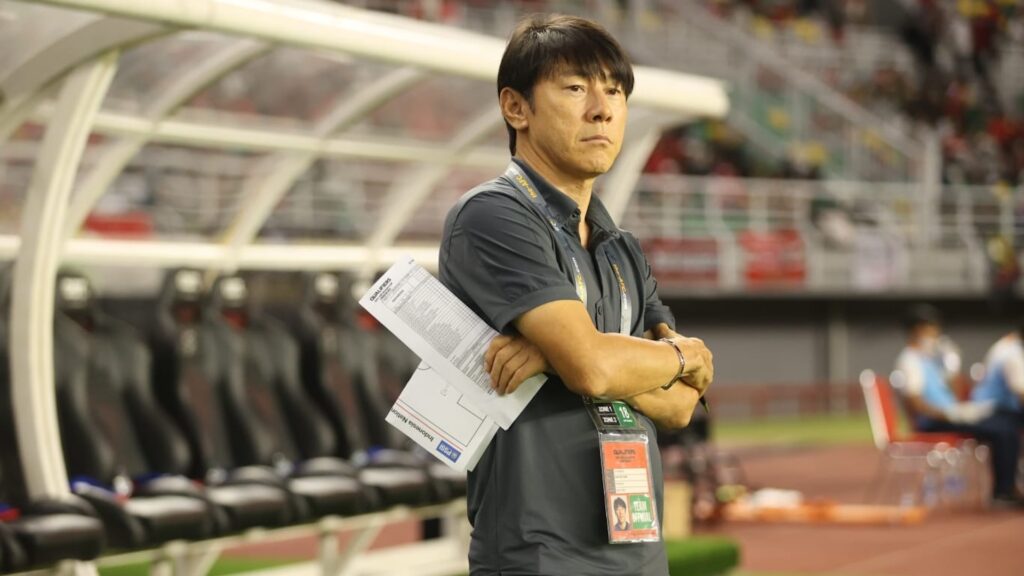 Mochamad Iriawan Janji Perpanjang Kontrak Shin Tae-yong