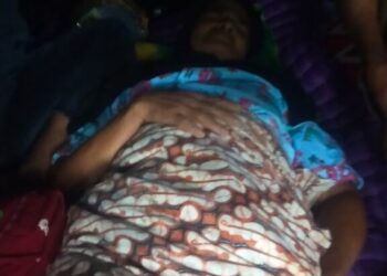Warga Sawang Tertimpa Longsor, Korban Berhasil Diselamatkan Warga