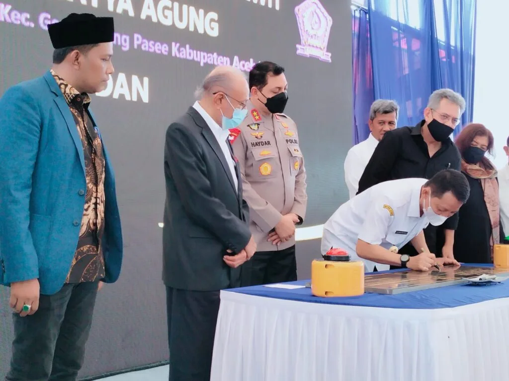 Menteri Agraria Tata Ruang/BPN RI Serahkan 1000 Sertifikat Plasma, Pj Bupati Aceh Utara Ucapkan Terimakasih