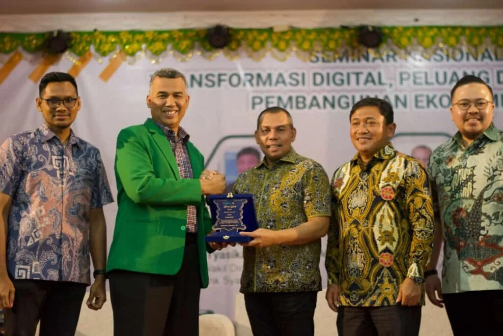 IKATIF Sukses Gelar Seminar Nasional Transformasi Digital