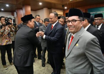 Pj Walikota Lhokseumawe Hadiri Rapat Umum Pemegang Saham PT. Bank Aceh