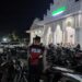Cegah Curanmor, Personel Polres Bireuen ‘Ngepam’ di Lokasi Parkir Masjid Agung Sultan Jeumpa