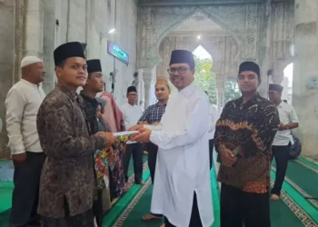 Gelar Safari Ramadhan, Pemkab Aceh Utara Santuni Anak Yatim dan Serahkan Sejumlah Bantuan