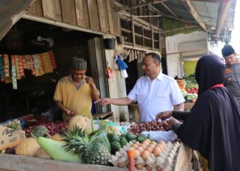 Pj Walikota Lhokseumawe Gelar Operasi Pasar Menjelang Idul Fitri