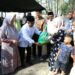 Upaya Turunkan Angka Stunting, Pj Bupati Mahyuzar Bersama Dandim 0103 Aceh Utara Serahkan Bantuan