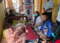 Bang Azhari Besuk Nenek 90 Tahun yang Terbaring Sakit