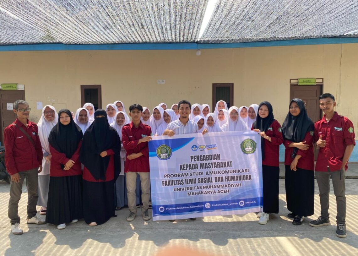 Prodi Ilmu Komunikasi UMMAH Gelar Pengabdian Masyarakat di Madrasah Aliyah Muhammadiyah Boarding School Bireuen