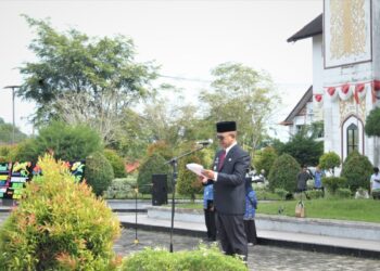 Pj. Bupati Aceh Jaya Pimpin Upacara Peringatan Hari Pendidikan Nasional 2024 dengan Semangat Merdeka Belajar