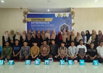 Menuju Indonesia Emas 2045: Bang Azhari Ajak Mahasiswa Jadi Pengusaha
