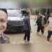 Ketua Panwaslih Aceh Utara Terjun ke TPS yang Terkepung Tengah Banjir