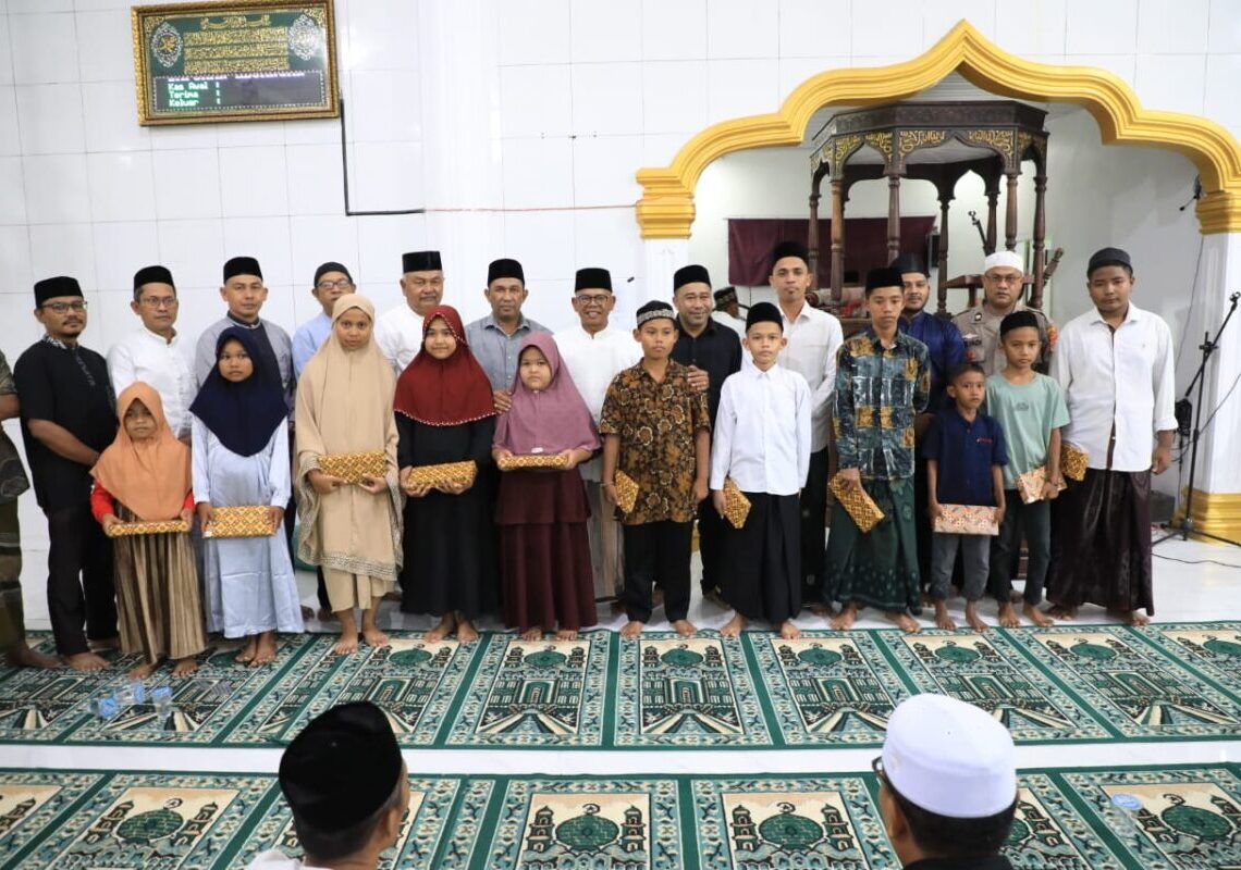 Pemkab Aceh Utara Tebar Berkah! Santunan Anak Yatim & Bantuan Masjid Diserahkan di Safari Ramadhan