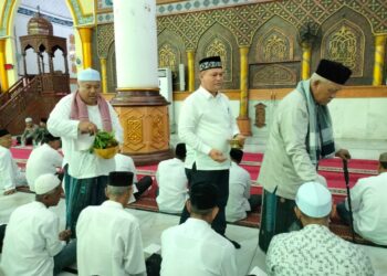 423 Calhaj Aceh Utara Dipeusijuek, Bupati Ayah Wa: Doakan Daerah Kita