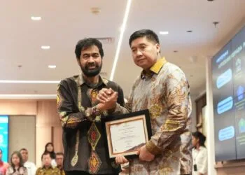 Gubernur Aceh Muzakir Manaf Terima Penghargaan dari Kementerian Perumahan dan Kawasan Pemukiman
