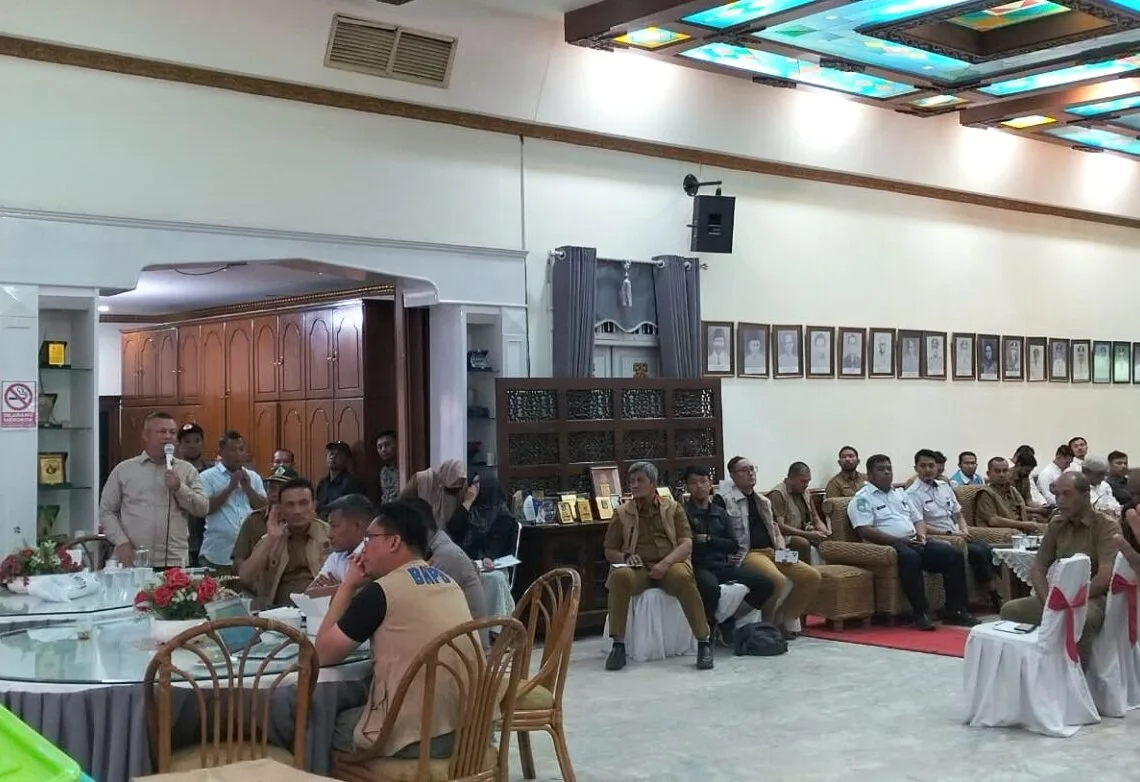 Bupati Aceh Utara Gelar Rapat Evaluasi Penanganan Banjir Aceh Utara