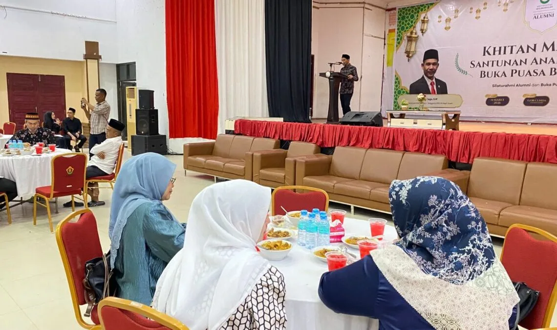IKA Unimal Gelar Sunatan Massal, Santunan Anak Yatim, dan Buka Puasa Bersama
